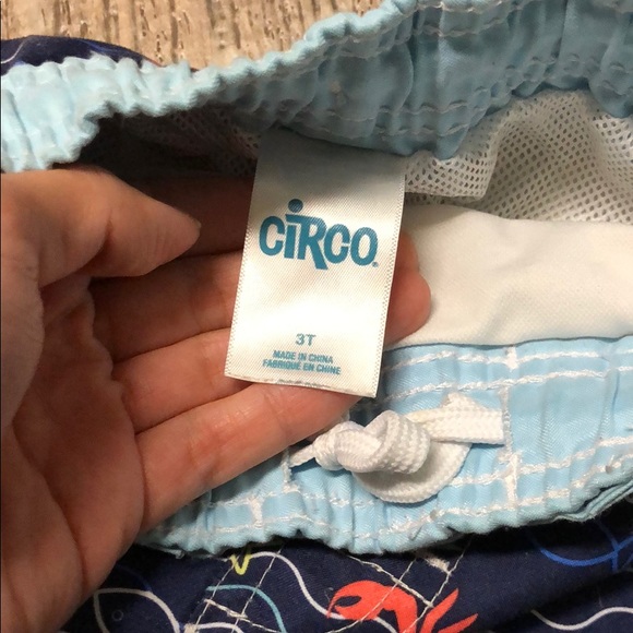 3t boys swim trunk - Picture 3 of 4